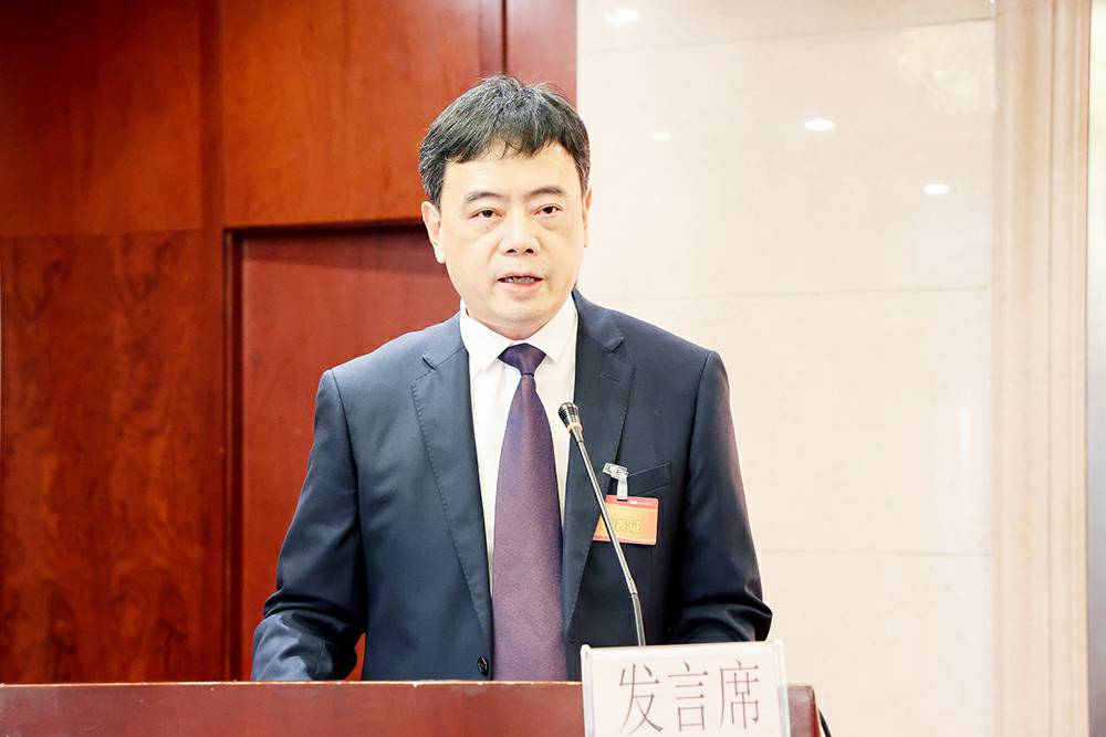 3A4A80911115.jpg 3A4A80911115.jpg